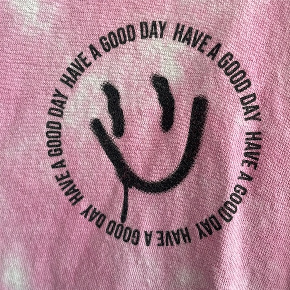 Unisex Pink Tie dye t-shirt. Size XL. - Picture 2 of 5